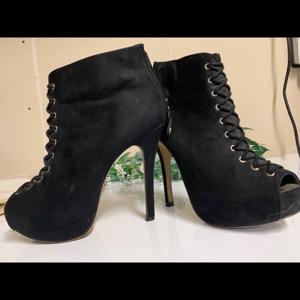 Rock & Republic booties. Size 6